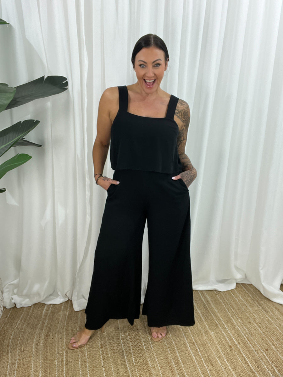 Alme Jumpsuit Black